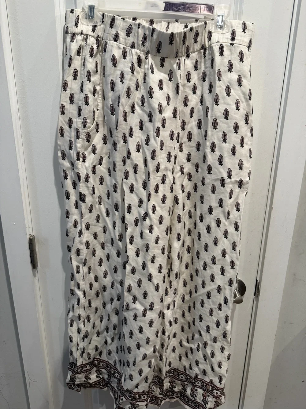 Banana Republic Wide-Leg Viscose Linen Pull-On Pants- L & Tie-Neck‎ Top Size M